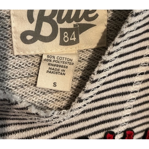 SELLING TOP LOUISVILLE CARDINALS FOR WOMEN SIZE SMALL COLOR BLACK/GRAY BNWT - Picture 2 of 14